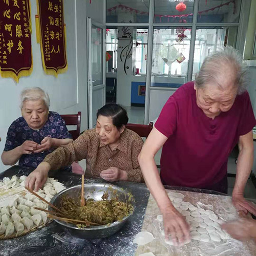 老人吃不下饭的原因